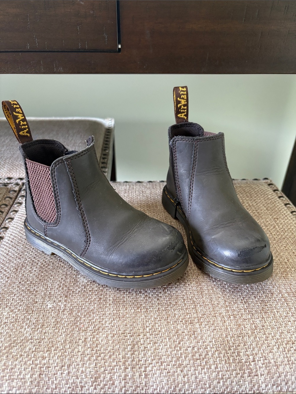 Kids Brown Chelsea Boots with Elastic Panels - Unbranded